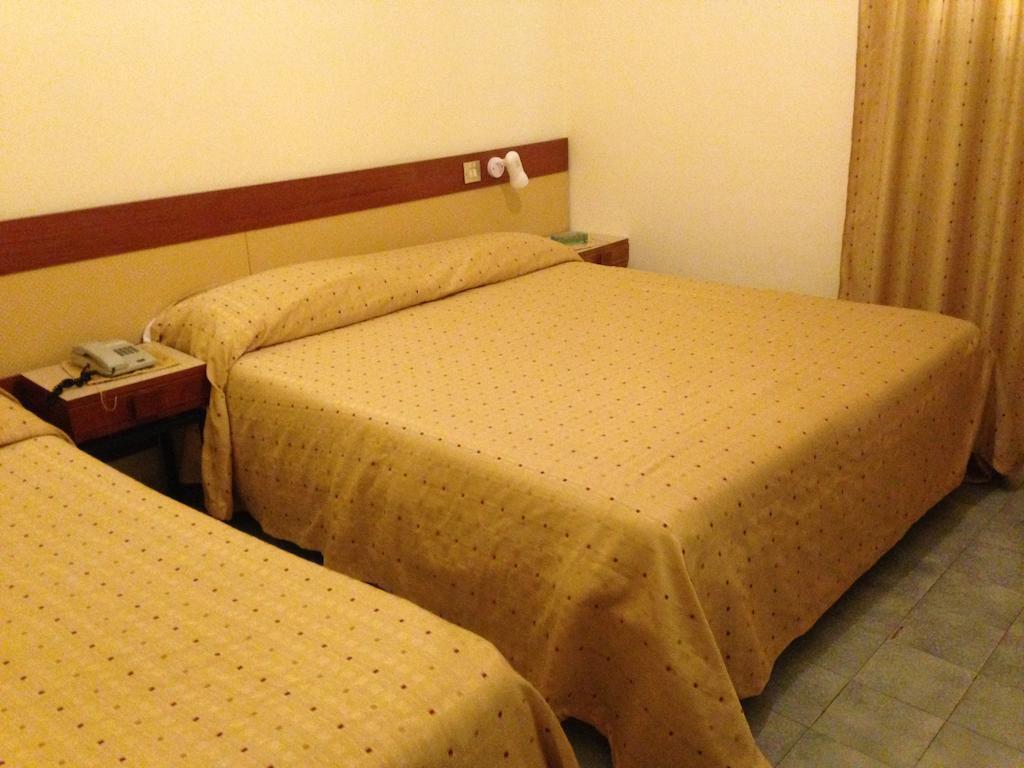 Villa Diana - Beach & Rooms Ischia Luaran gambar