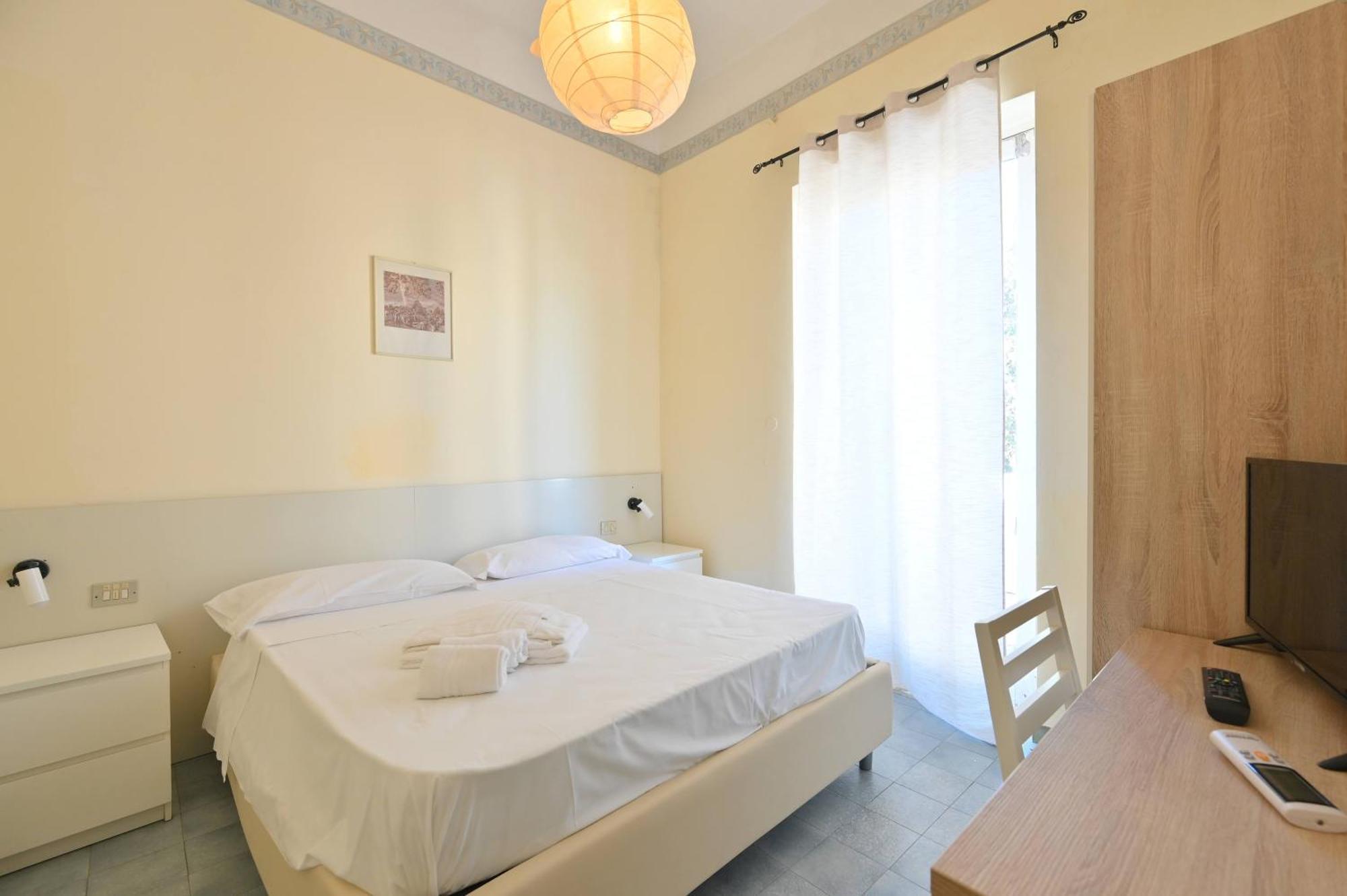 Villa Diana - Beach & Rooms Ischia Luaran gambar