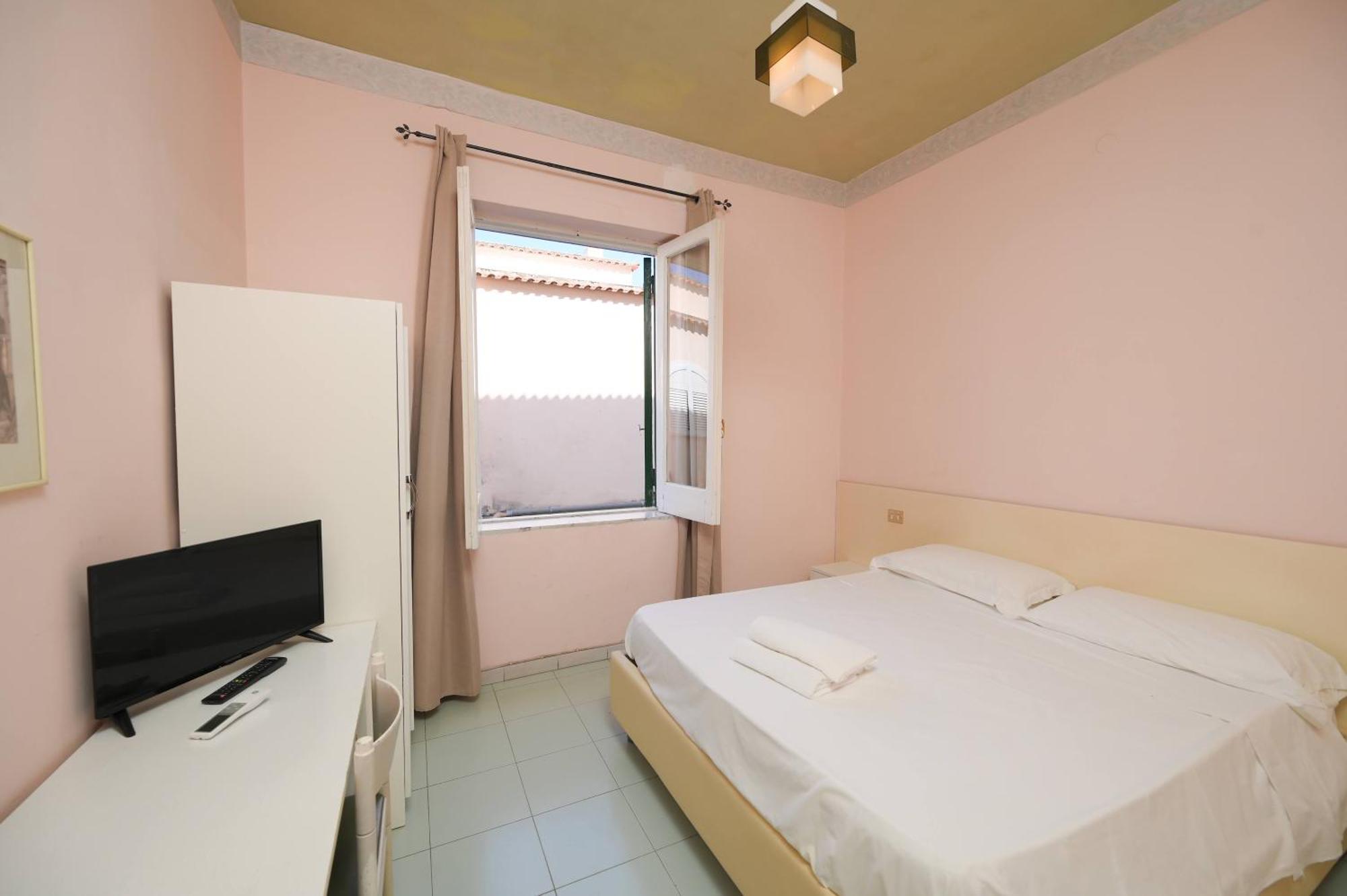 Villa Diana - Beach & Rooms Ischia Luaran gambar