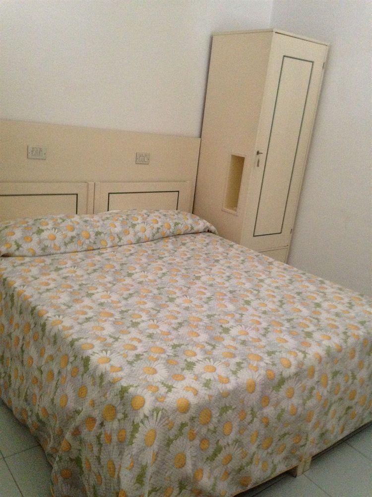 Villa Diana - Beach & Rooms Ischia Luaran gambar